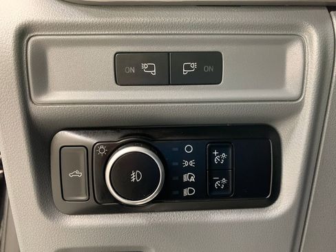 Used 2023 Ford F150 XLT w/ Trailer Tow Package image 14