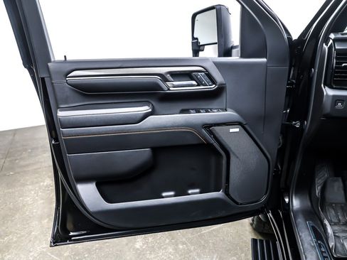 Used 2024 GMC Sierra 2500 AT4 w/ AT4 Premium Plus Package image 21