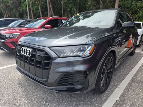 Used 2020 Audi SQ7 Prestige w/ Prestige Package AWD/4WD image 4