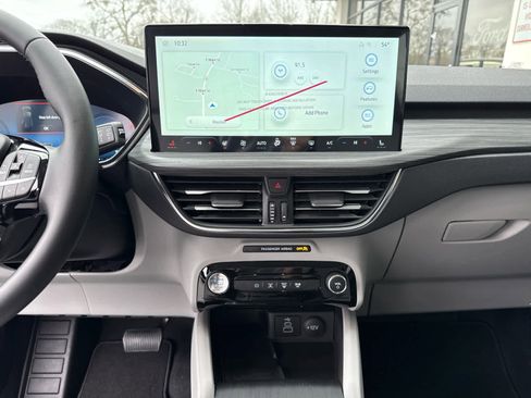 New 2026 Ford Escape Platinum image 17