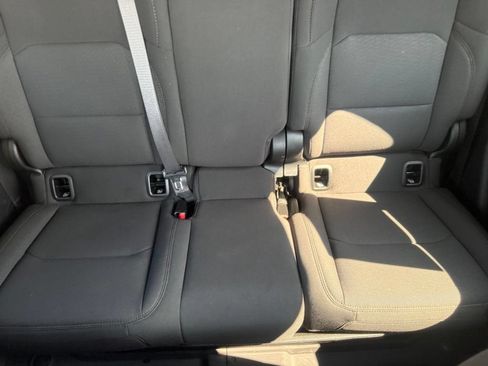 Used 2023 Jeep Gladiator Sport AWD/4WD image 35