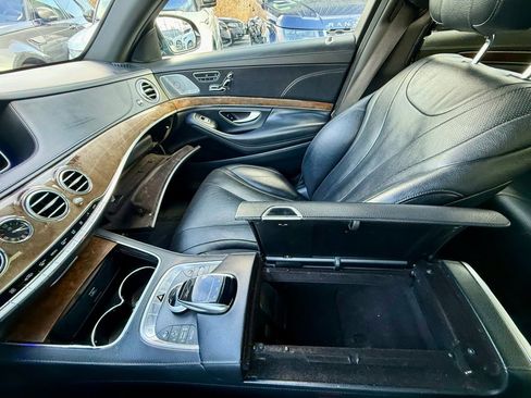 Used 2015 Mercedes-Benz S 550 4MATIC Sedan image 23