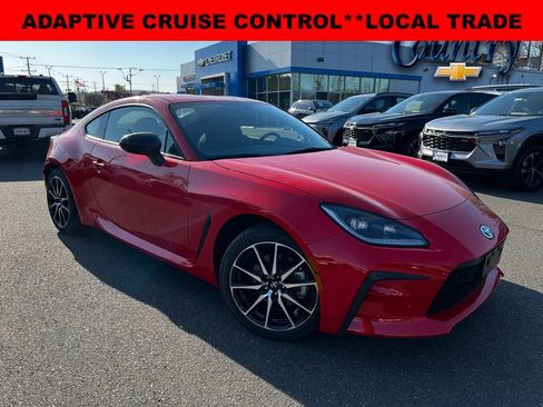 Used 2024 Toyota GR86 image 1