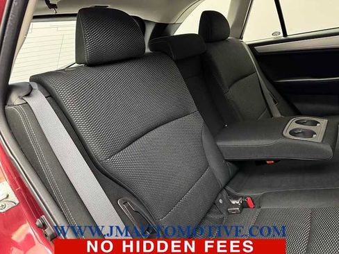 Used 2018 Subaru Outback 2.5i image 18