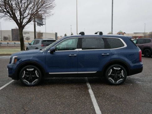 Used 2025 Kia Telluride S AWD/4WD image 6