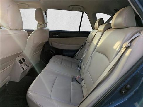 Used 2019 Subaru Outback 3.6R Limited w/ Popular Package #2 image 19