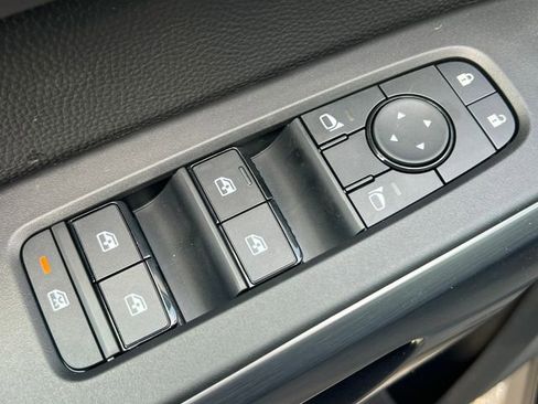 New 2026 Nissan Pathfinder Rock Creek AWD/4WD image 18