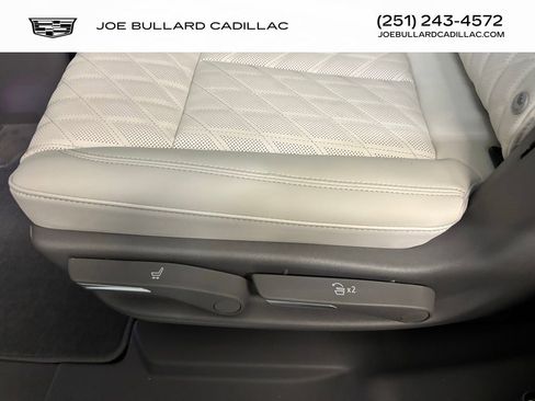 New 2026 Cadillac Escalade IQ Sport 1 w/ LPO, Floor Liner Package image 19