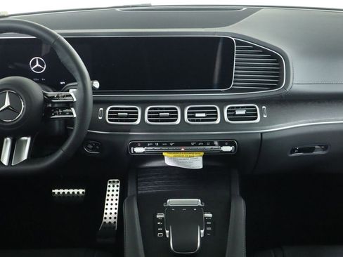 New 2026 Mercedes-Benz GLS 450 4MATIC image 14