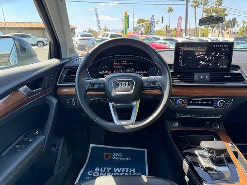 Used 2022 Audi Q5 2.0T Premium Plus w/ Premium Plus Package AWD/4WD image 19