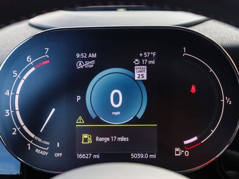 Used 2023 MINI Cooper S image 28