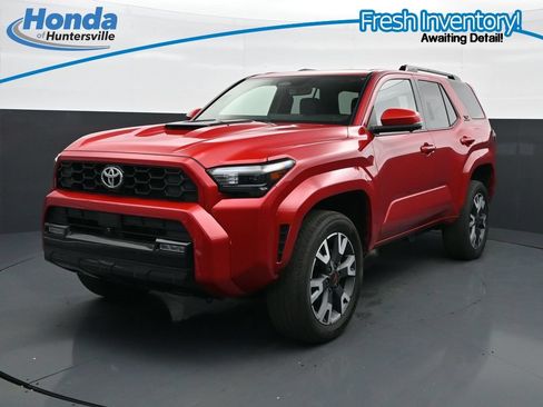 Used 2025 Toyota 4Runner TRD Sport Premium AWD/4WD image 4