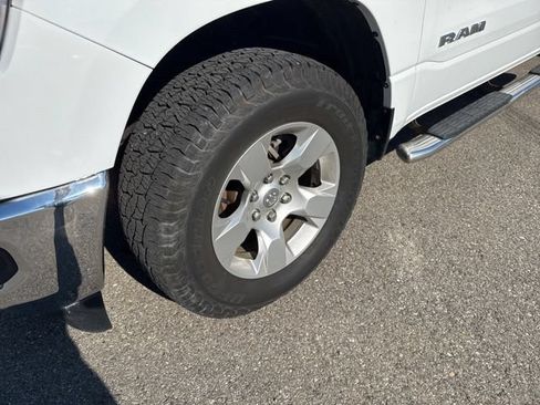 Used 2021 RAM 1500 Big Horn AWD/4WD image 9
