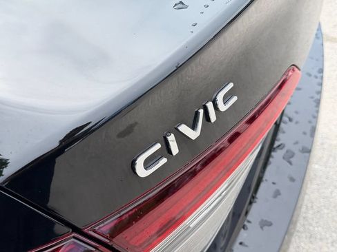 Used 2025 Honda Civic Sport image 16