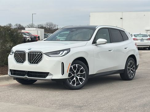 New 2026 BMW X3 xDrive30 w/ Convenience Package image 2