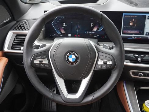 Used 2024 BMW X5 xDrive40i w/ Premium Package AWD/4WD image 39
