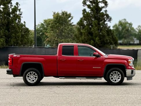 Used 2015 GMC Sierra 1500 SLE w/ SLE Value Package AWD/4WD image 7