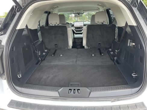 Used 2013 Ford Taurus SEL FWD image 28