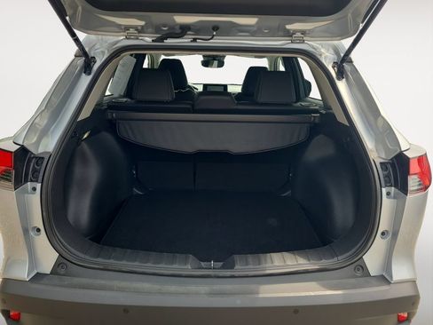 Used 2025 Toyota Corolla Cross XLE FWD image 17