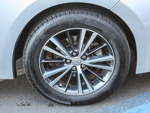 Used 2016 Toyota Corolla L image 9