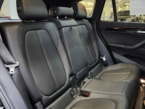 Used 2017 BMW X1 xDrive28i image 18