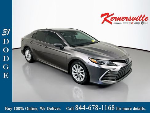 Used 2023 Toyota Camry LE FWD image 1