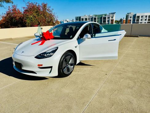 Used 2020 Tesla Model 3 RWD image 29