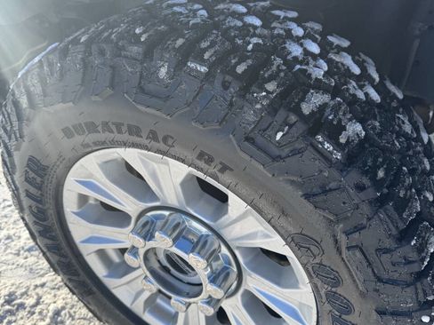 Used 2022 Ford F350 XLT w/ XLT Value Package AWD/4WD image 38