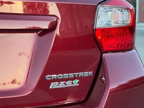 Used 2017 Subaru Crosstrek 2.0i Premium image 31