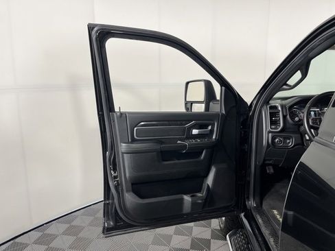 Used 2024 RAM 2500 Big Horn image 15