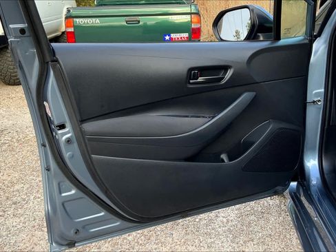 Used 2023 Toyota Corolla LE FWD image 21