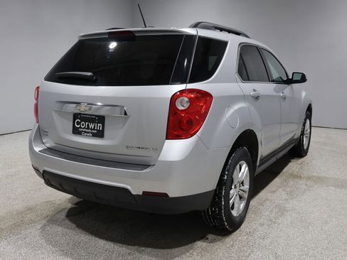 Used 2015 Chevrolet Equinox LT w/ Driver Convenience Package image 2