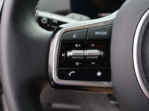 Used 2025 Kia Sorento S w/ Panoramic Sunroof Package FWD image 40