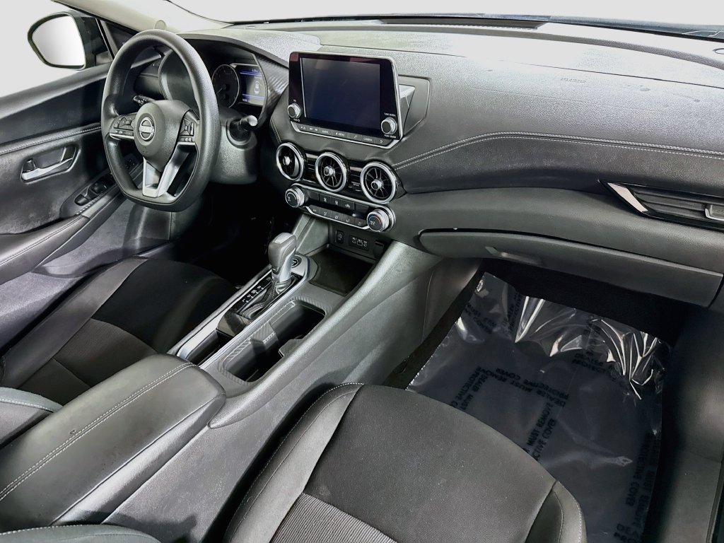 Certified 2025 Nissan Sentra SV w/ Trunk Package FWD image 30