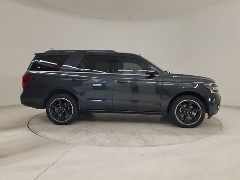 Used 2023 Ford Expedition Limited RWD image 6
