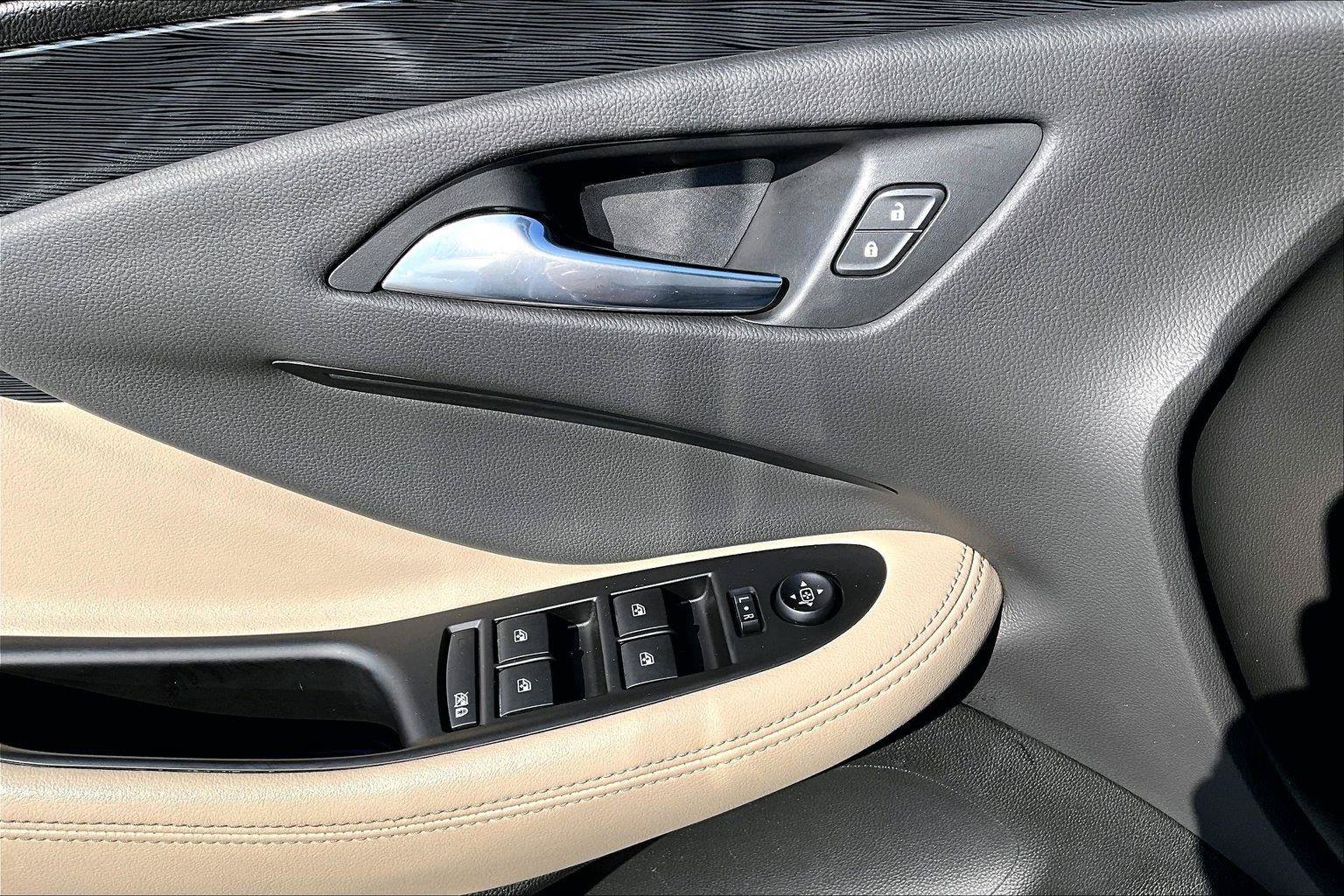 Used 2018 Buick Envision Preferred FWD image 35