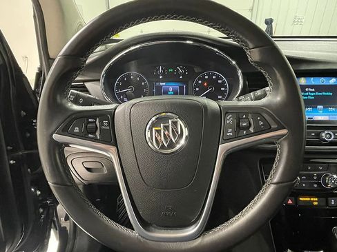 Used 2021 Buick Encore Preferred FWD image 30