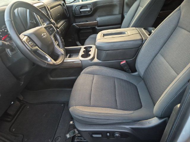 Used 2021 Chevrolet Silverado 1500 LT Trail Boss w/ Convenience Package II AWD/4WD image 15
