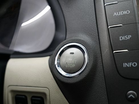 Used 2009 Lexus IS 250 RWD image 21