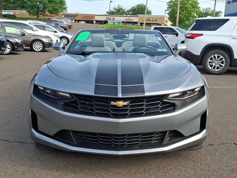 Used 2024 Chevrolet Camaro LT RWD image 2