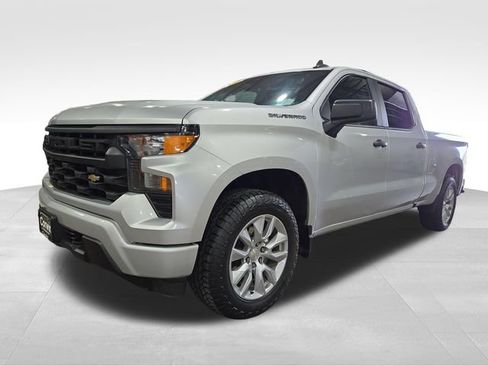 Used 2022 Chevrolet Silverado 1500 Custom AWD/4WD image 5