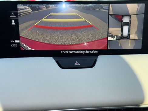 Used 2024 MAZDA CX-90 Plug-In Hybrid w/ Premium Plus image 18