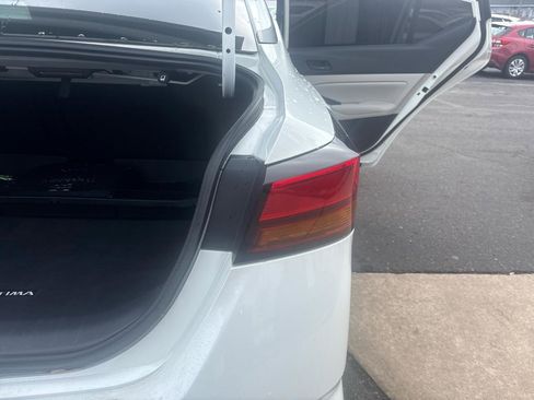 Used 2023 Nissan Altima 2.5 SV w/ SV Premium Package image 20