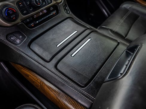 Used 2018 GMC Yukon Denali w/ Denali Ultimate Package image 21