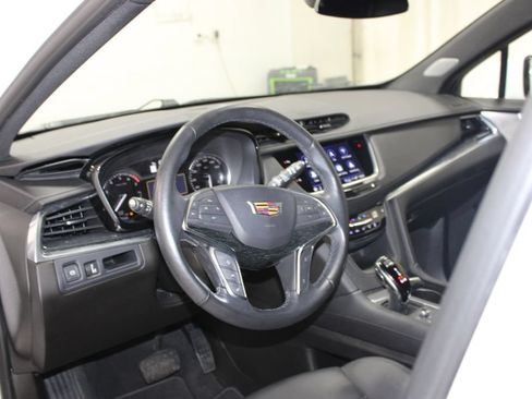 Used 2024 Cadillac XT5 Premium Luxury FWD image 41