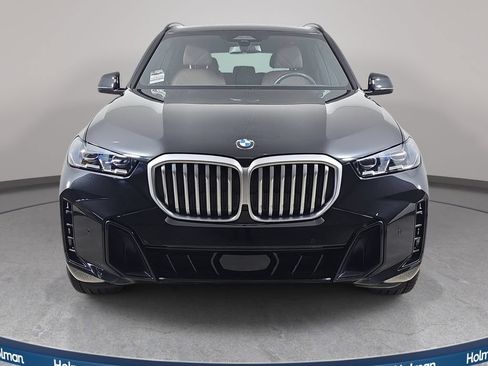 Used 2024 BMW X5 xDrive40i w/ M Sport Package AWD/4WD image 2