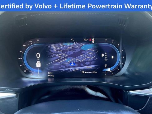 Used 2025 Volvo XC60 B5 Plus image 27