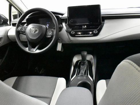 Used 2023 Toyota Corolla LE image 18