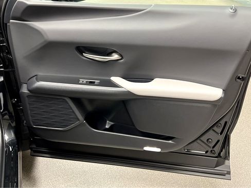 New 2026 Lexus UX 300h AWD image 24