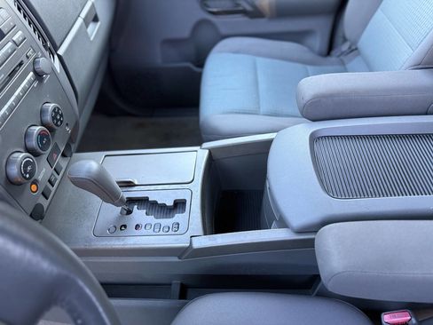 Used 2005 Nissan Titan SE w/ (W01) Utility Bed Pkg image 16